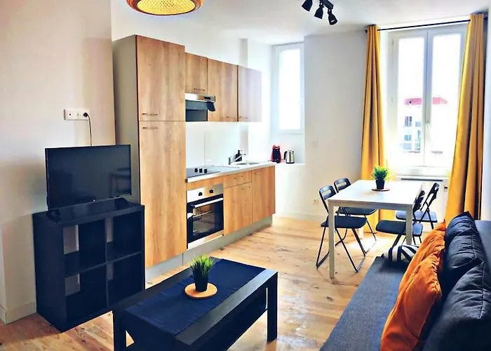 Charmant Duplex A 2 Pas Du Centre De Bayonne